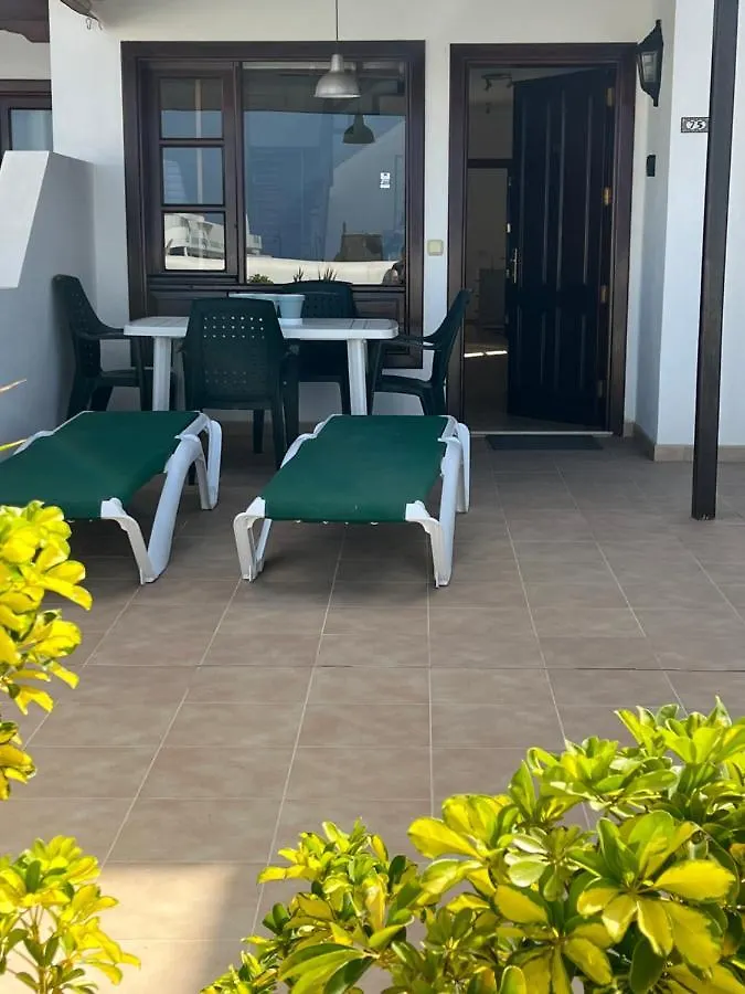 הוילה פלאיה בלנקה Casadelanzarote בית נופש